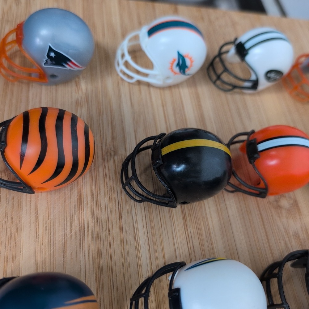 Lot of 30 NFL Mini Helmet Pencil Toppers A&A Global Gumball - Picture 11 of 16